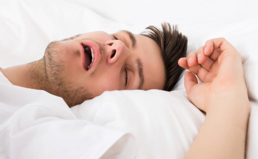 Can a Humidifier Help with Dry Throat from Snoring?