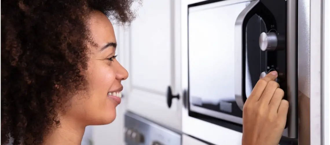 How to Remove Burnt Smell From Microwave